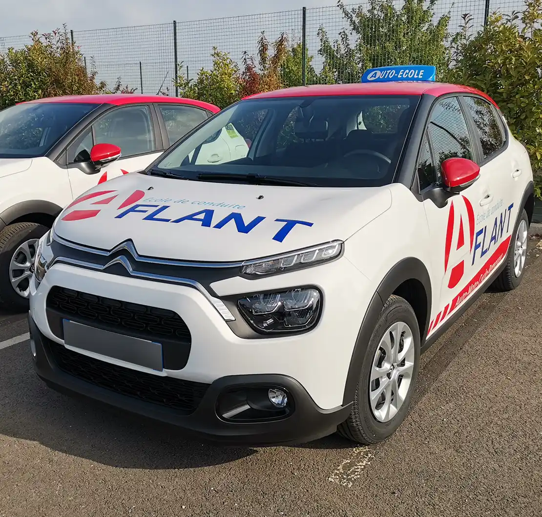 Voiture de l'auto école Alain Flant